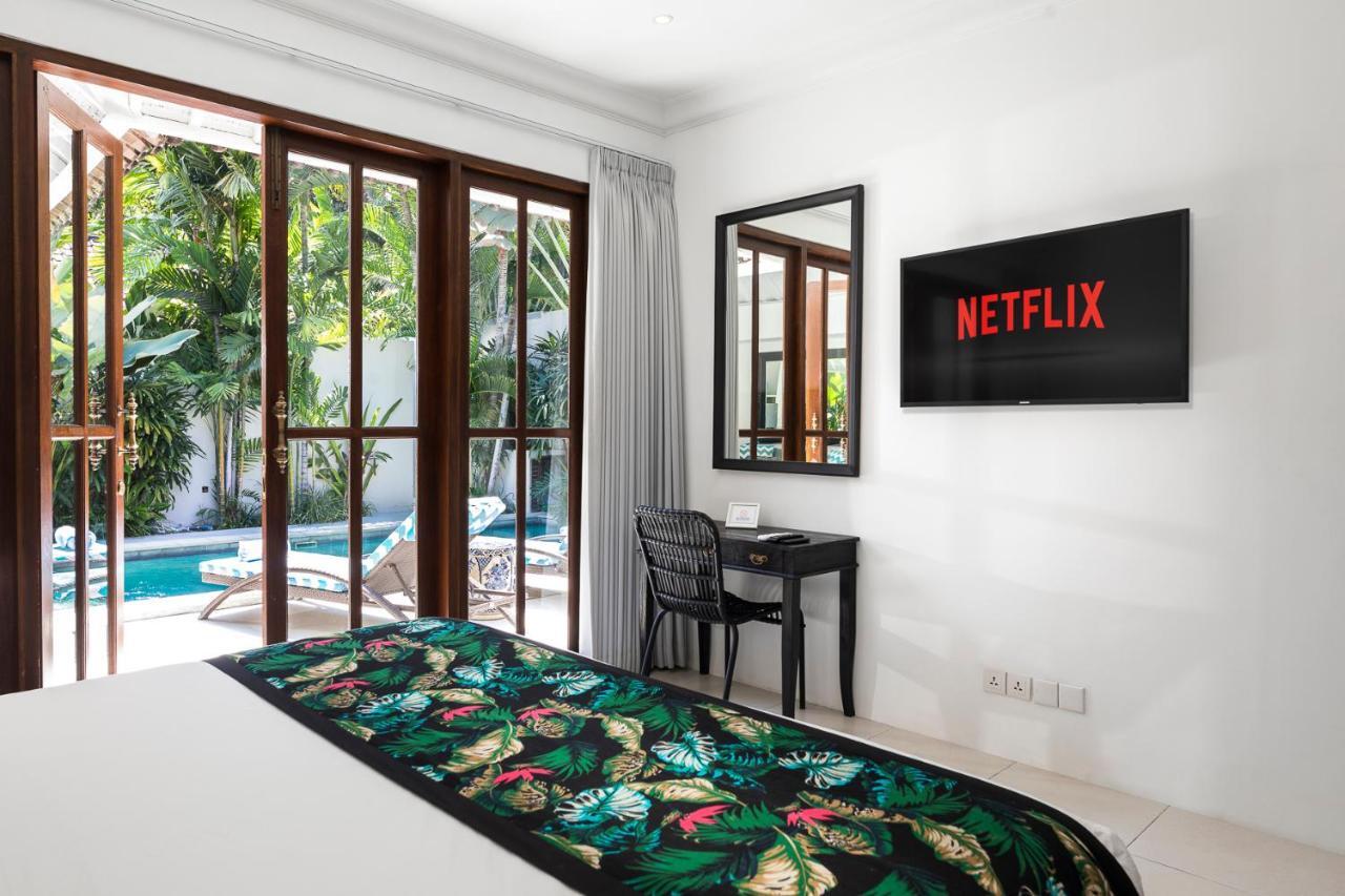 Villa Merah Seminyak  Luaran gambar
